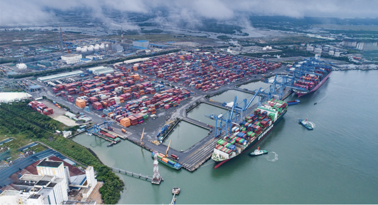 Xây dựng cảng quốc tế Thị Vải (70.000 DWT)